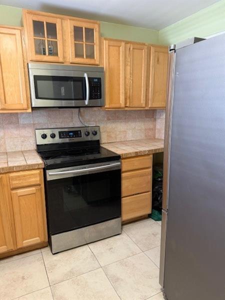 Image 8 of 30 For 5090 64th Ave  307