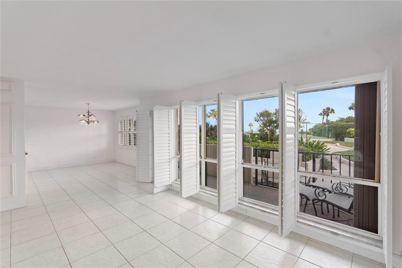 Image 14 of 55 For 4900 Ocean Blvd  317