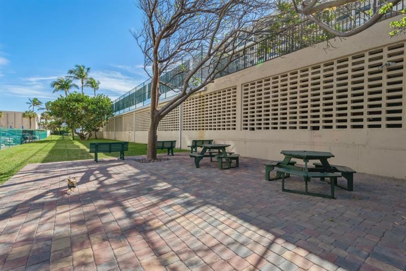 Image 48 of 55 For 4900 Ocean Blvd  317