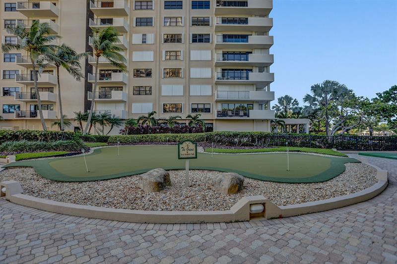 Image 49 of 55 For 4900 Ocean Blvd  317