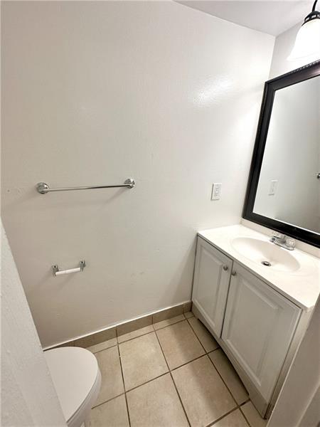 Image 12 of 34 For 5708 Blueberry Ct