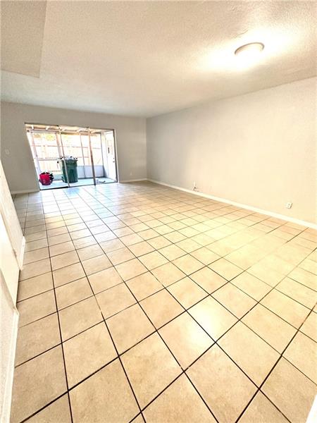 Image 16 of 34 For 5708 Blueberry Ct