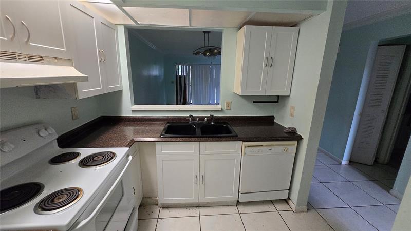 Image 4 of 14 For 2501 56th Ave  103
