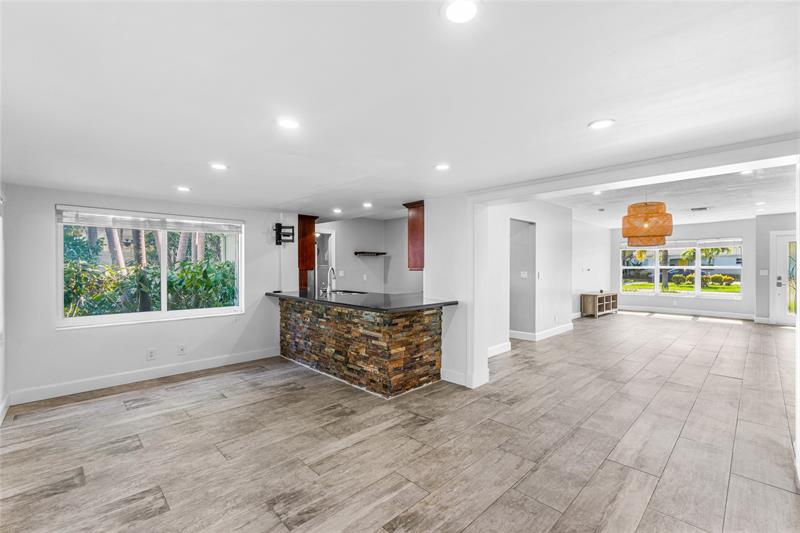 Image 12 of 34 For 1683 8th Ave