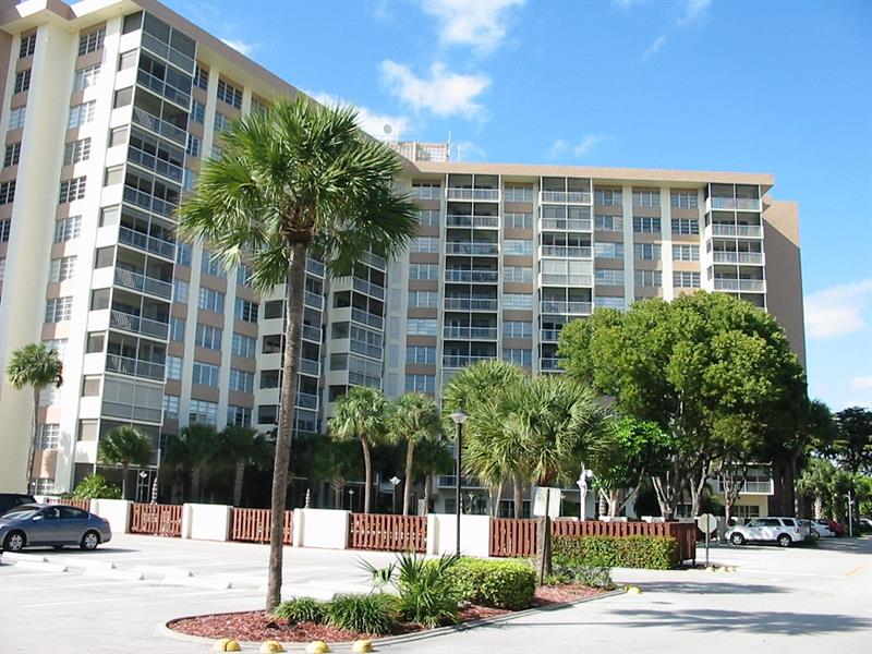 Details for 10777 Sample Rd  402, Coral Springs, FL 33065
