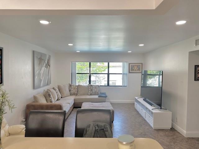 Image 5 of 23 For 440 2nd Ave  C24