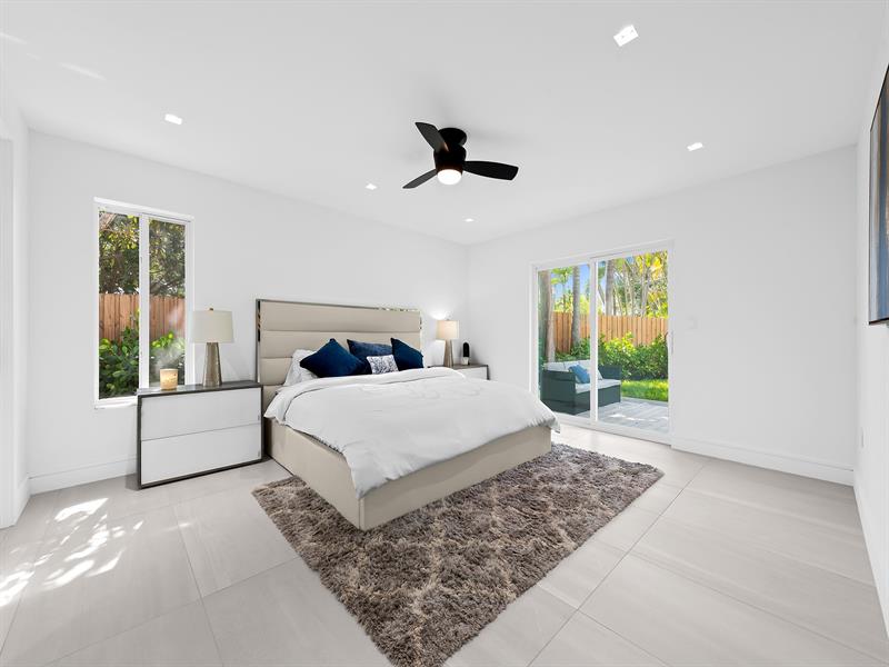 Image 15 of 28 For 332 29th St  