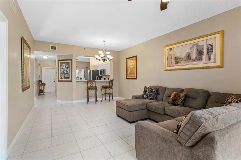 Image 10 of 28 For 7775 Southampton Terrace  310
