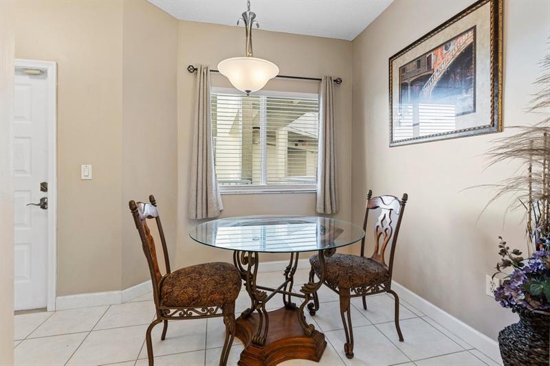 Image 5 of 28 For 7775 Southampton Terrace  310