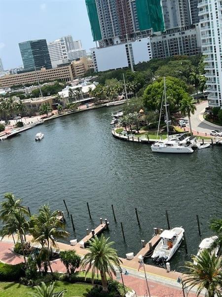 Image 4 of 27 For 600 Las Olas  1106s