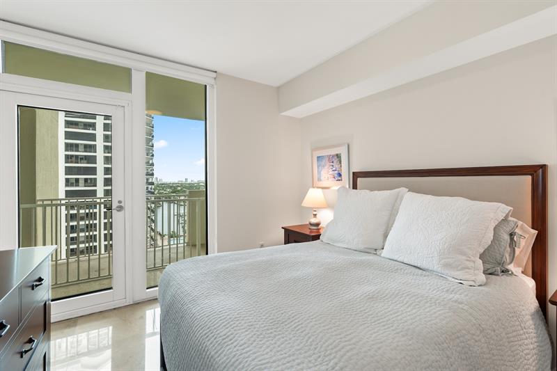 Image 26 of 44 For 101 Fort Lauderdale Beach Blvd  1502