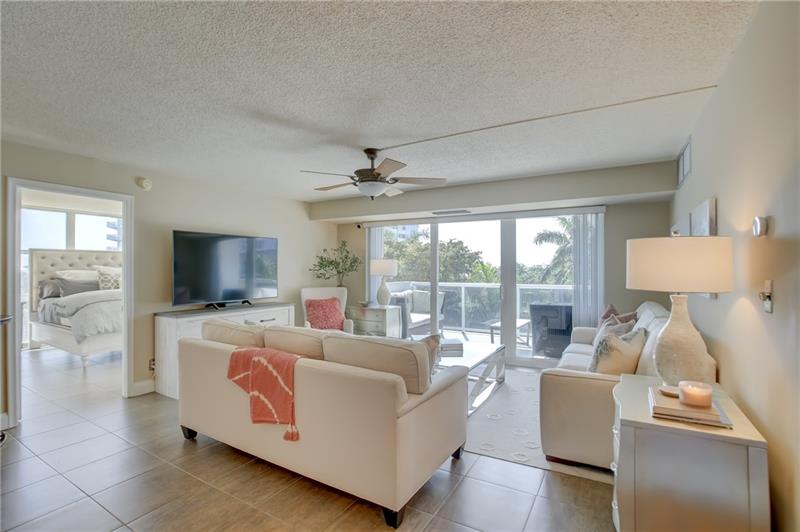 Image 6 of 64 For 2841 Ocean Blvd  501