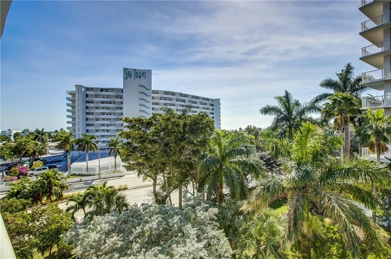 Image 63 of 64 For 2841 Ocean Blvd  501