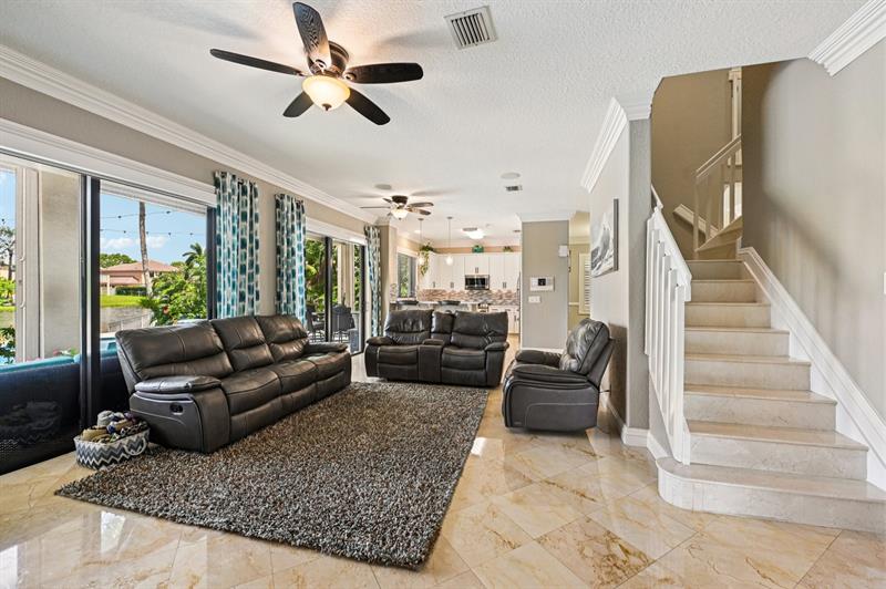 Image 12 of 64 For 640 167th Way