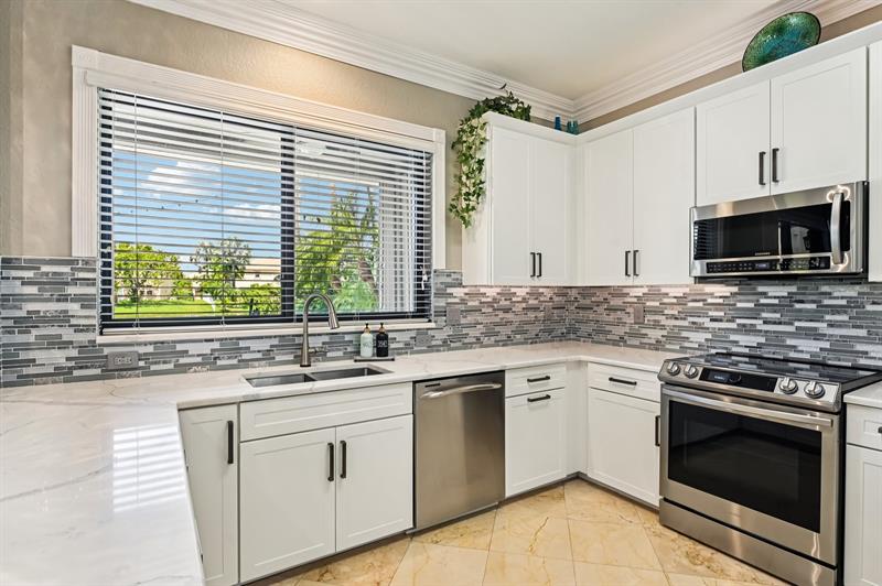 Image 19 of 64 For 640 167th Way