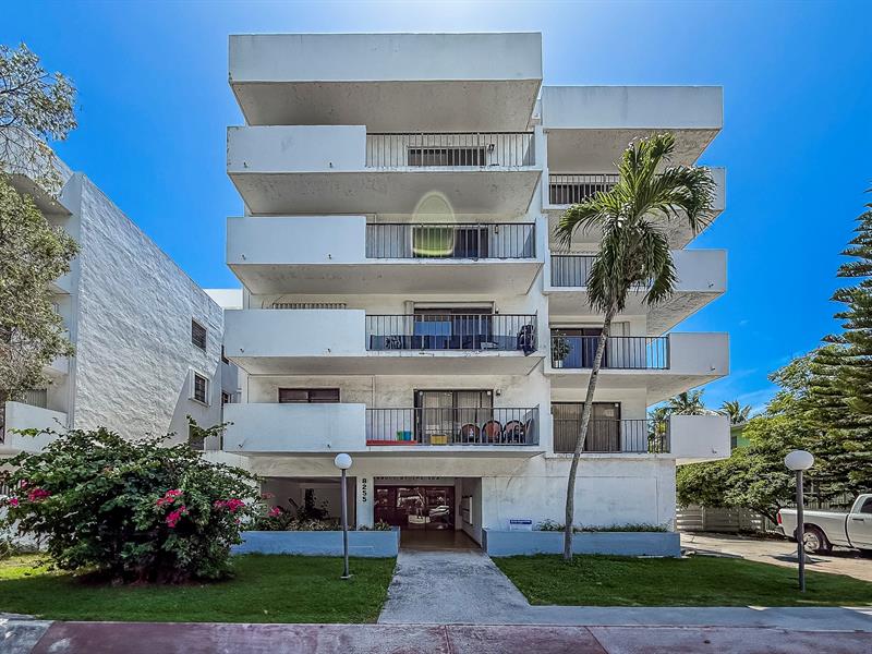 Details for 8255 Abbott Ave  305, Miami Beach, FL 33141