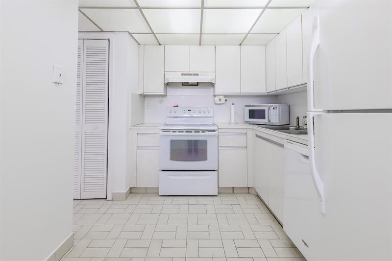 Image 13 of 28 For 8255 Abbott Ave  305