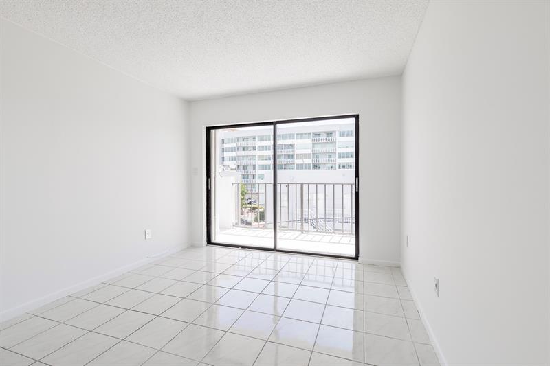 Image 16 of 28 For 8255 Abbott Ave  305
