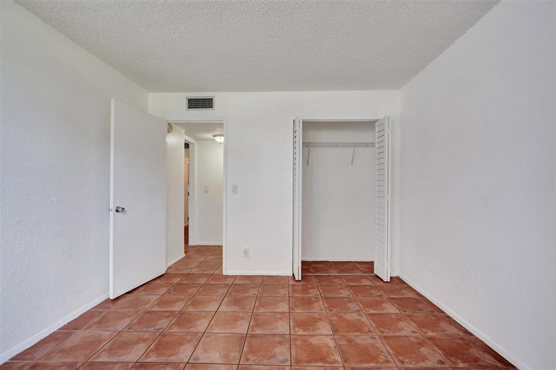 Image 32 of 58 For 9481 Evergreen Pl  103