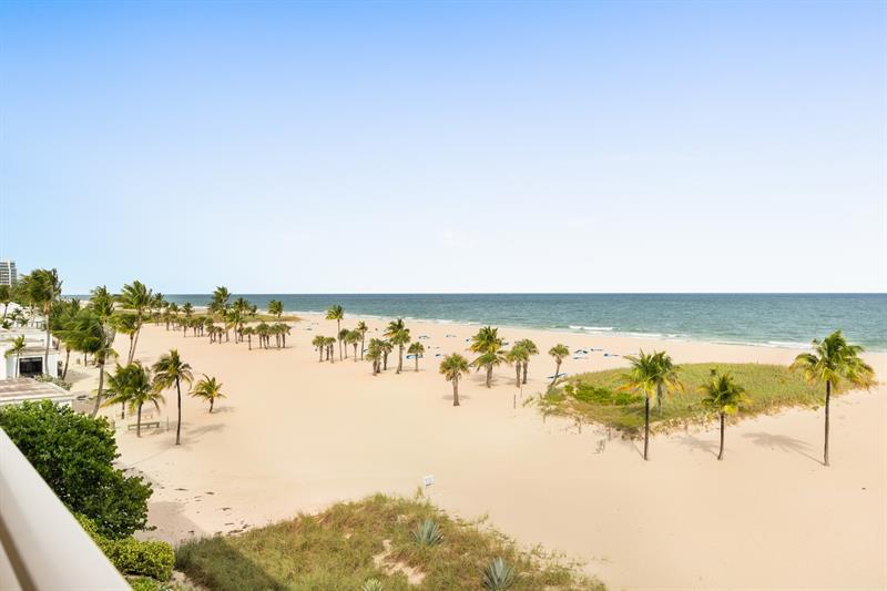 Image 33 of 35 For 1710 Ocean Ln  404