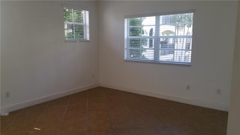 Image 15 of 21 For 3255 184th St  12218