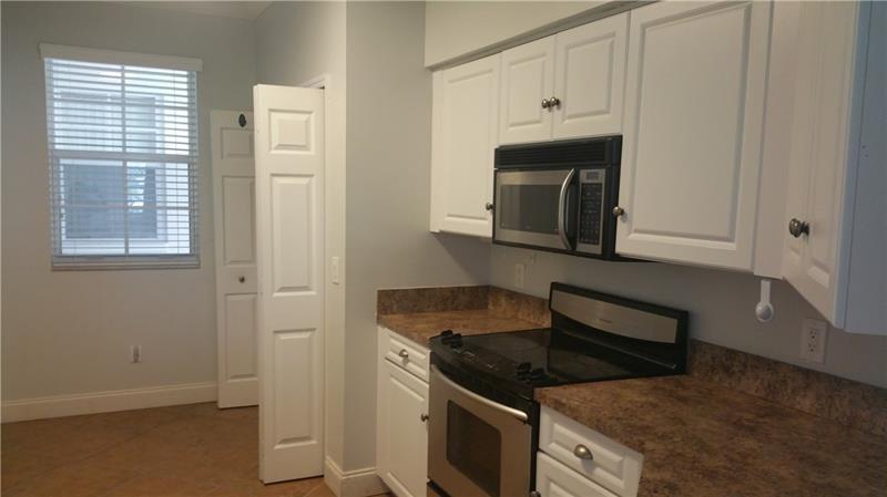 Image 18 of 21 For 3255 184th St  12218