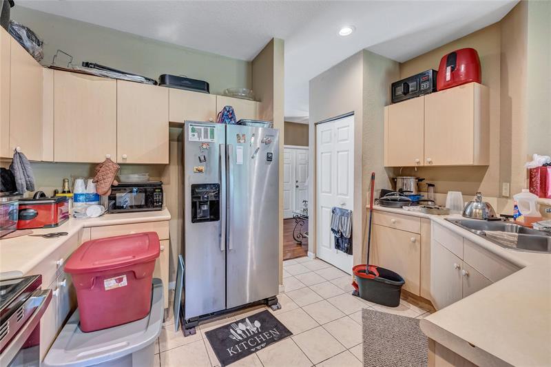 Image 4 of 22 For 2141 54th Ave