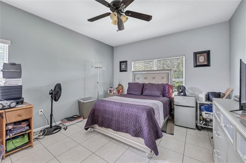Image 8 of 22 For 2141 54th Ave