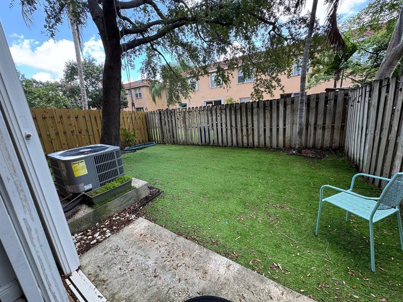 Image 10 of 21 For 922 134th Ave