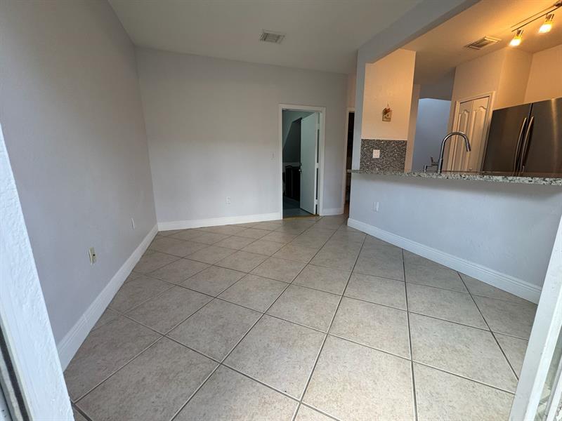 Image 12 of 21 For 922 134th Ave