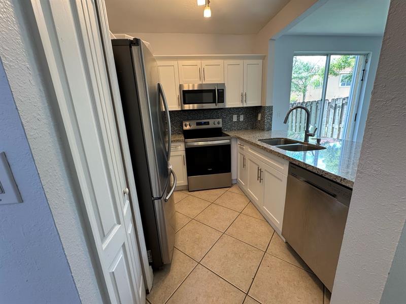 Image 17 of 21 For 922 134th Ave