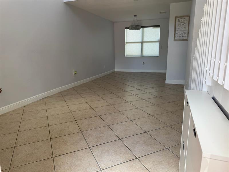 Image 18 of 21 For 922 134th Ave