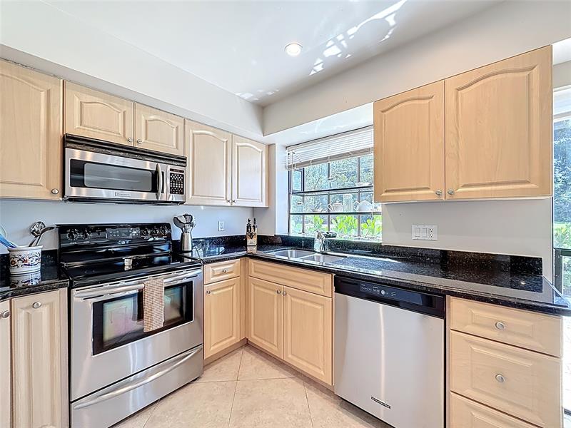 Image 30 of 61 For 606 Deer Creek Lake Point North Ln