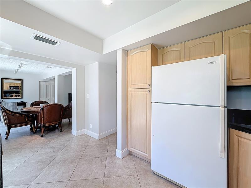 Image 33 of 61 For 606 Deer Creek Lake Point North Ln
