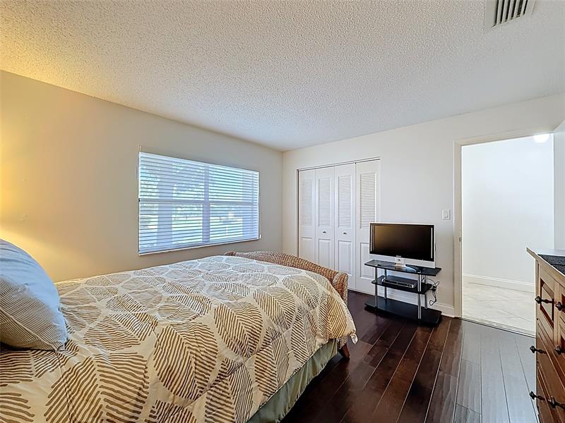Image 37 of 61 For 606 Deer Creek Lake Point North Ln