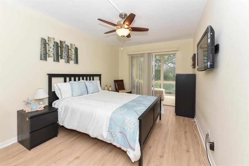 Image 14 of 28 For 3026 Newport H  3026