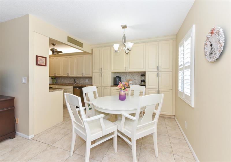 Image 9 of 28 For 3026 Newport H  3026