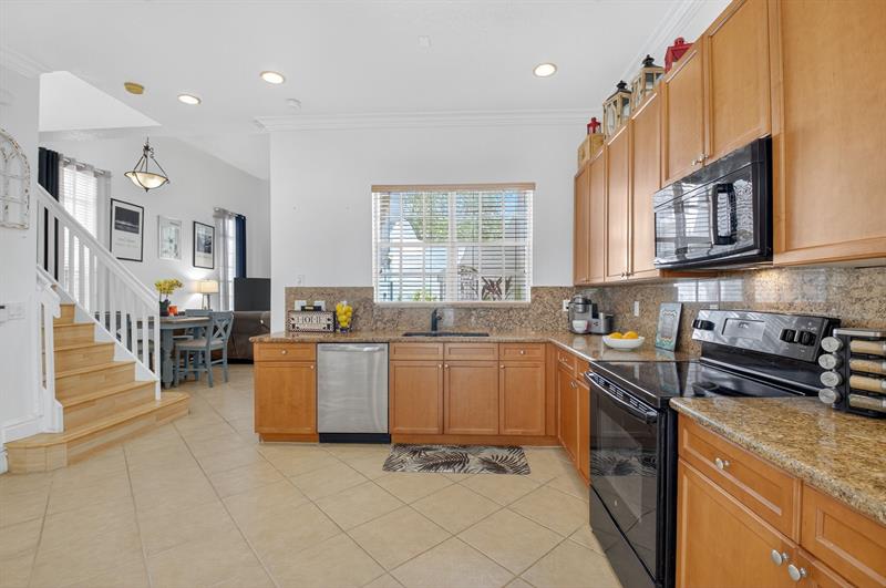Image 13 of 41 For 616 25th Ave  616
