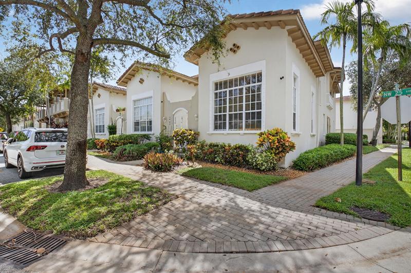 Image 2 of 41 For 616 25th Ave  616
