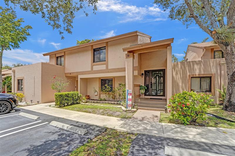 Details for 11 Chestnut Cir  11, Cooper City, FL 33026