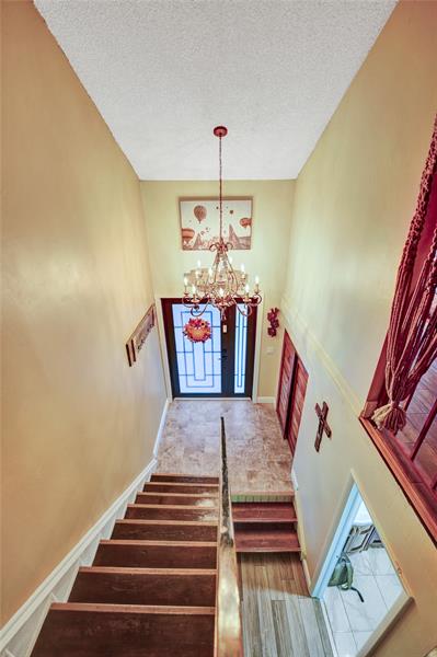 Image 42 of 66 For 11 Chestnut Cir  11