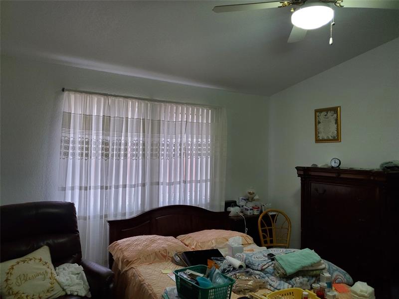 Image 16 of 25 For 11300 154th St