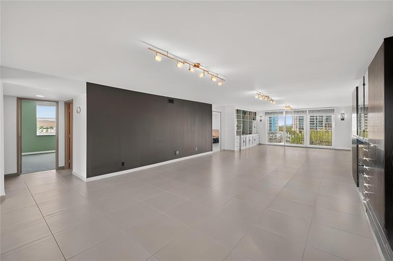 Image 14 of 55 For 777 Bayshore Dr  701