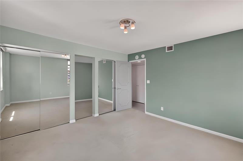 Image 43 of 55 For 777 Bayshore Dr  701