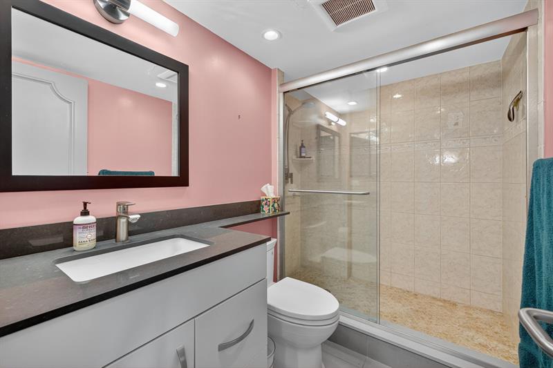 Image 45 of 55 For 777 Bayshore Dr  701