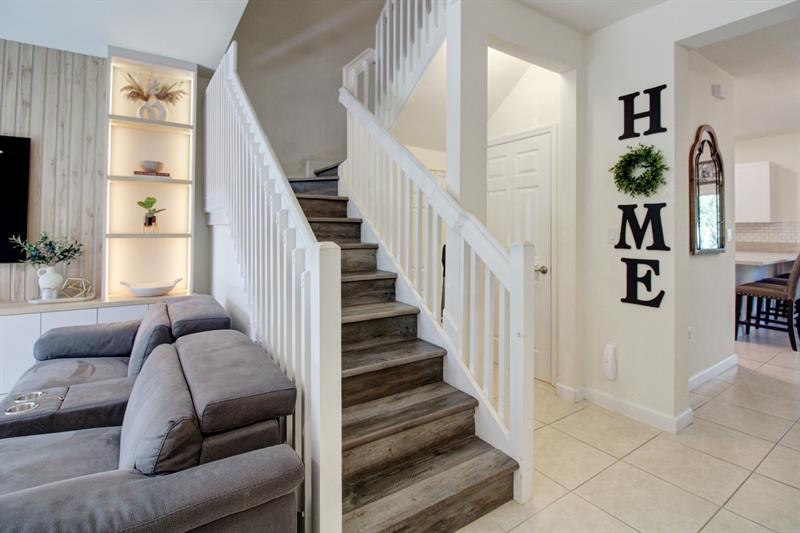 Image 11 of 55 For 10956 32nd Ln  10956