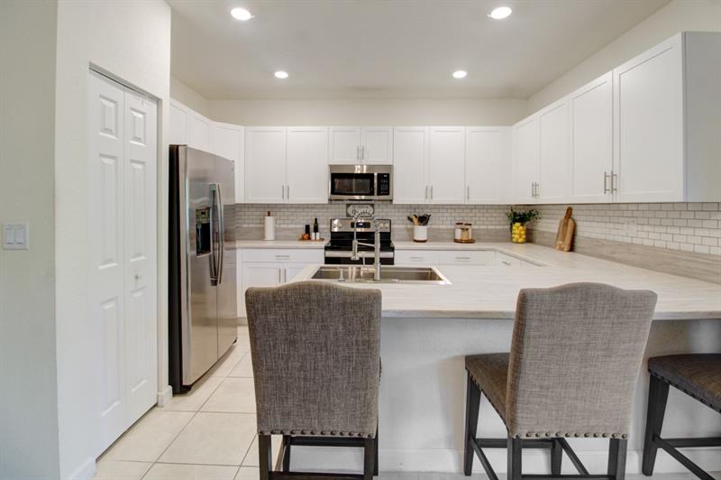 Image 14 of 55 For 10956 32nd Ln  10956