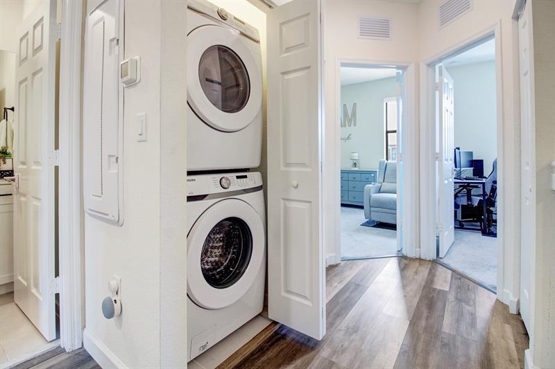 Image 34 of 55 For 10956 32nd Ln  10956