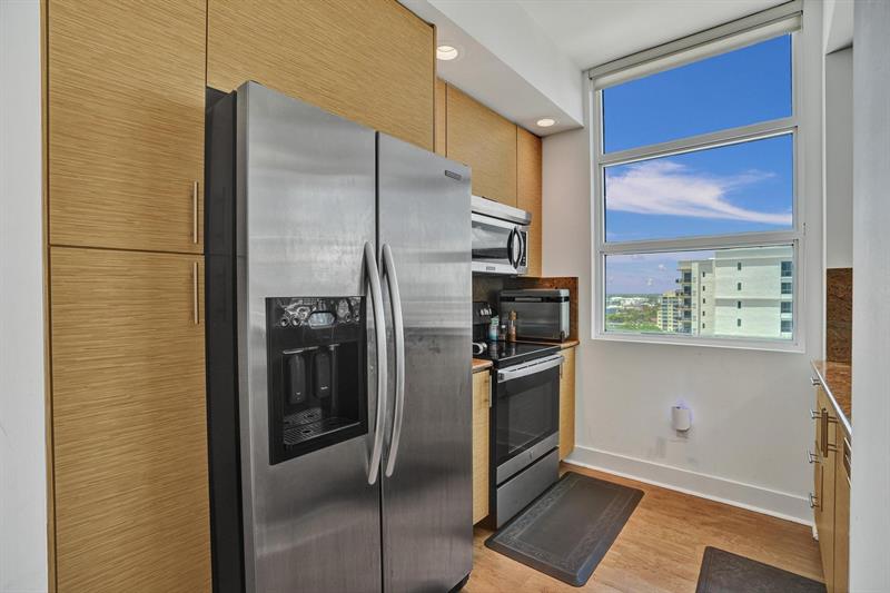 Image 11 of 49 For 315 3rd Ave  1201