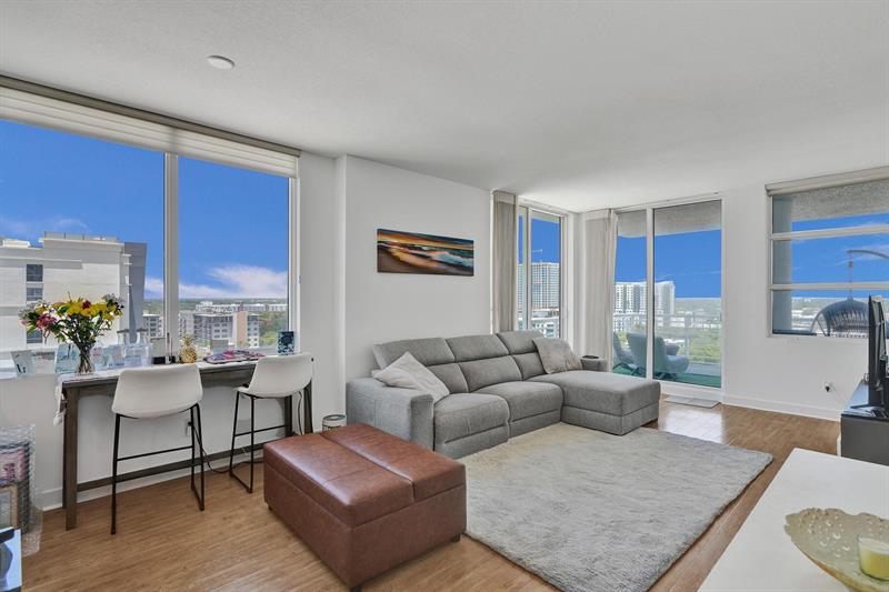 Image 17 of 49 For 315 3rd Ave  1201